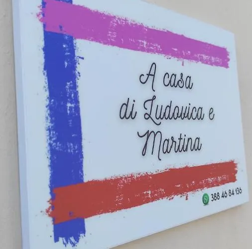 Bilocale Blu - A Casa Di Ludovica E Martina Будинок відпочинку *